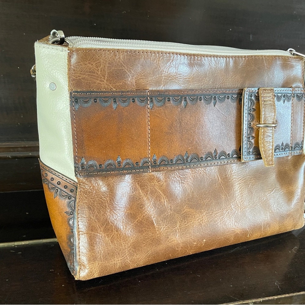 Pure Dixie Cactus Codi Leather Shoulder Bag